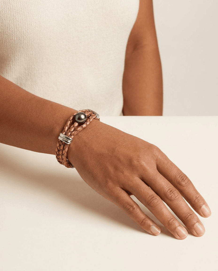 Bracelet - PB10 — on model