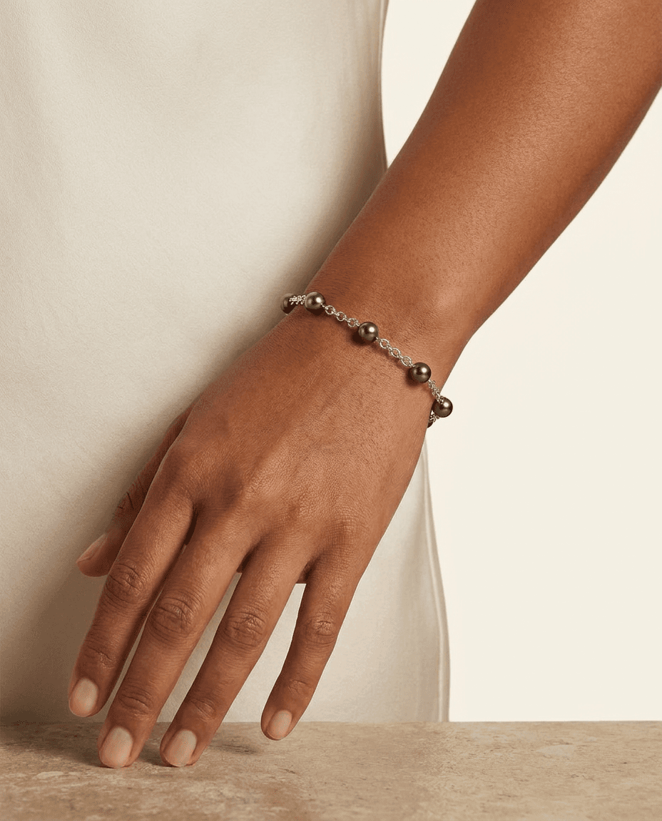 Bracelet 17 — on model